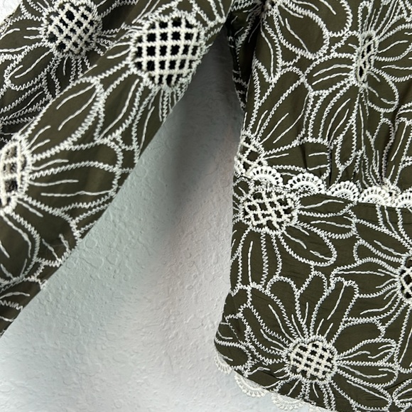 Express Open Back Embroidered Eyelet top brown olive green - Picture 7 of 9